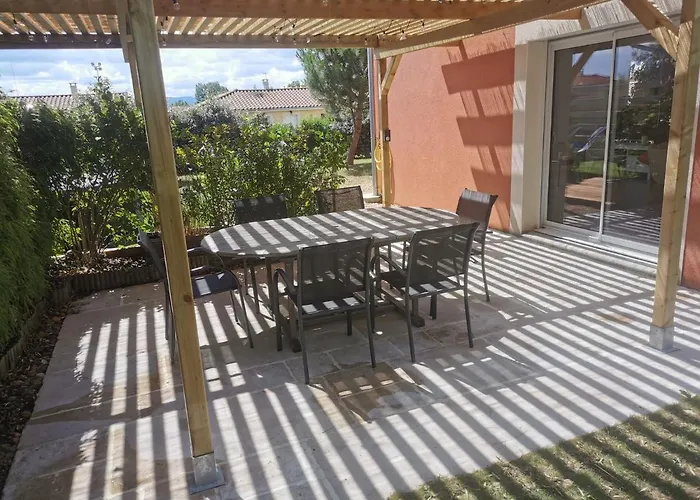 Villa 8 Personnes A Proximite Des Bords De Saone