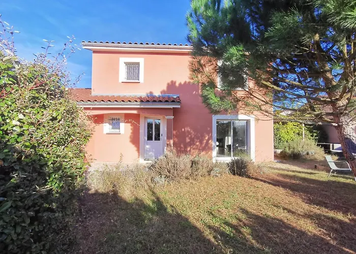 Villa 8 Personnes A Proximite Des Bords De Saone