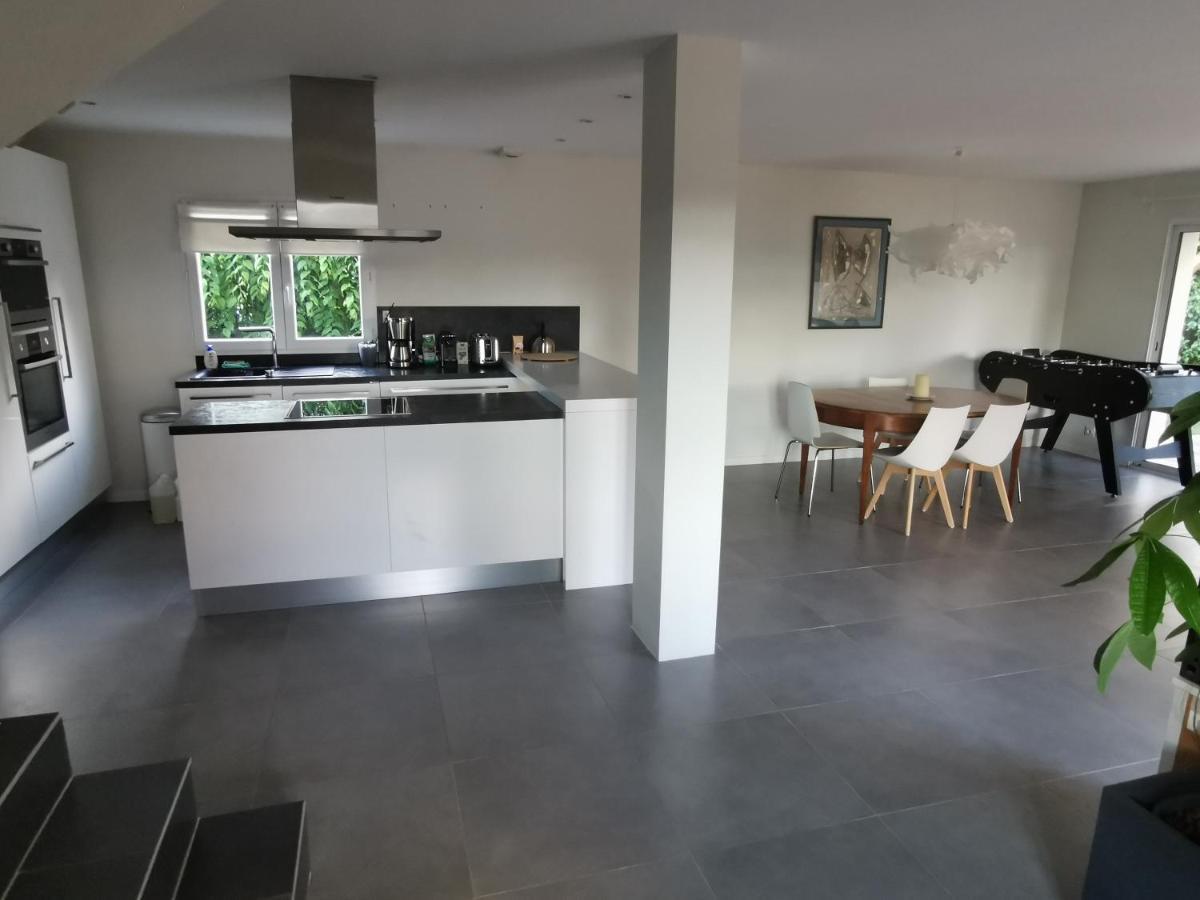 8 Personnes A Proximite Des Bords De Saone Villa *
